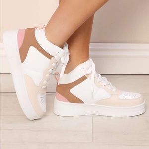 Neapolitan High Tops Sz: 9